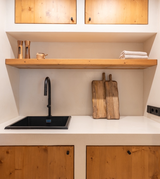 Resa Estates apartment for sale Botafoch Ibiza sink kitchen.jpg